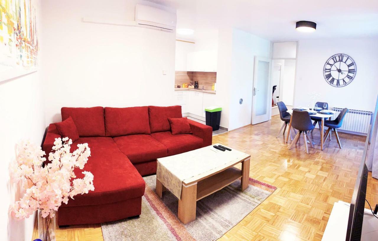 Central Bus Station Apartment Zagreb Luaran gambar